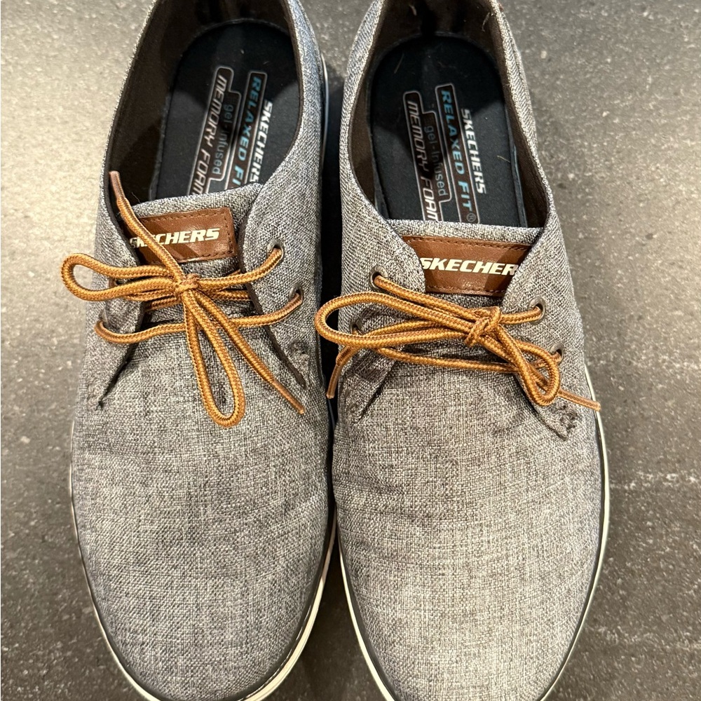 Skechers Men's Charcoal Sneakers with Tan Laces